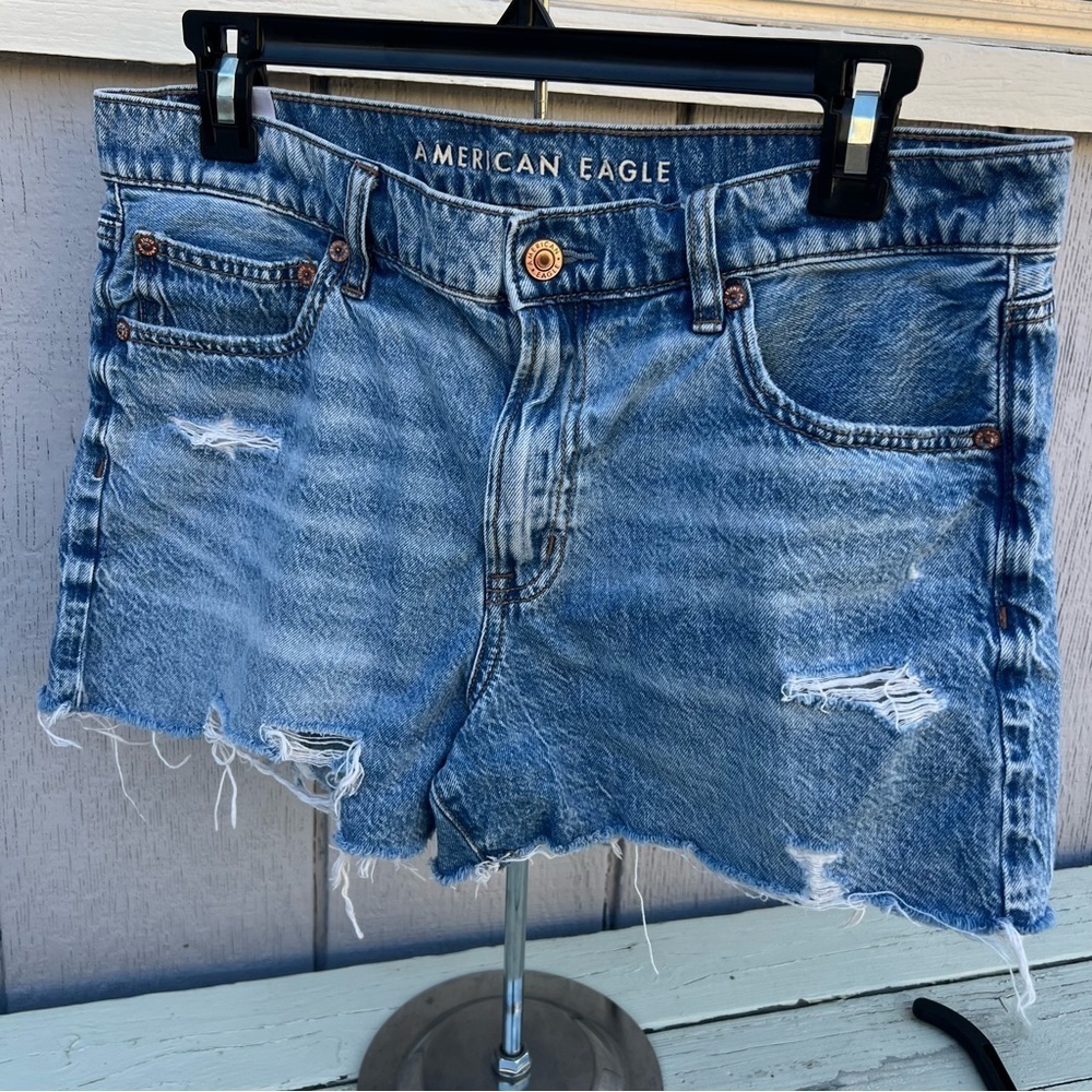 American Eagle Outfitters Blue Jean Shorts Frayed Hem